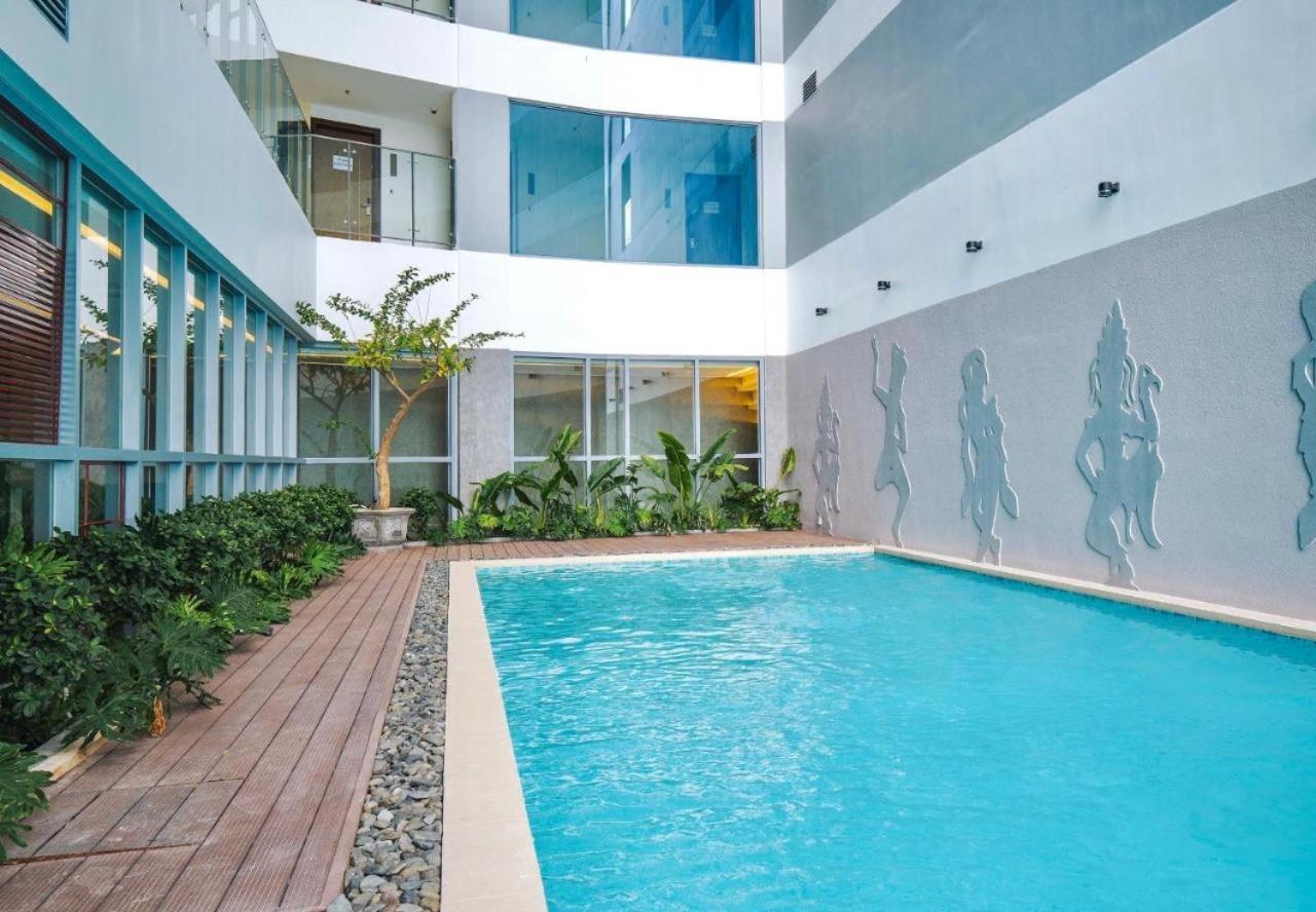 Panorama Sky Blue Nha Trang Aparthotel Bagian luar foto